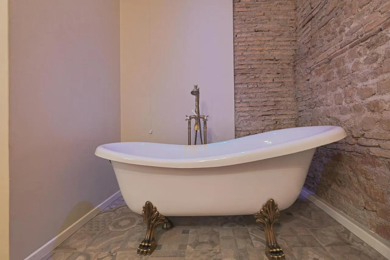 Art House Suites56 Via Del Babuino 56 Rome Guest house