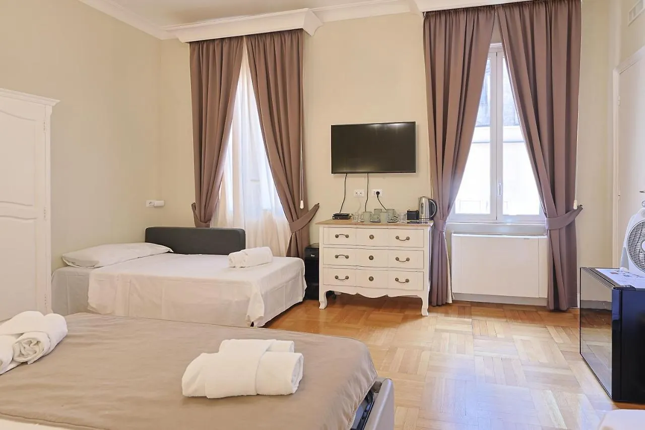 Art House Suites56 Via Del Babuino 56 Ρώμη
